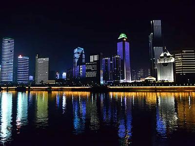 南昌有個(gè)吉尼斯記錄,成中國(guó)夜景最美城市,最美卻被人遺忘_贛江