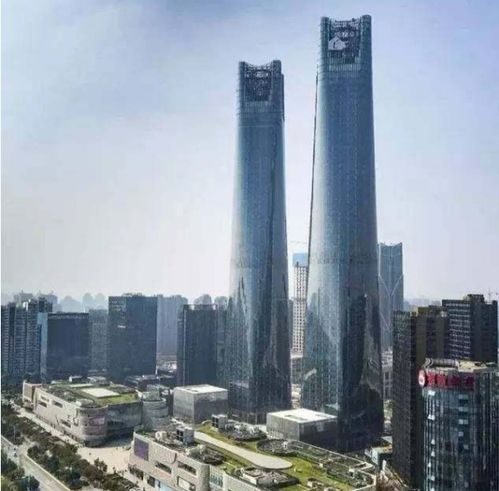 鄭州雙子塔與南昌雙子塔高度對比