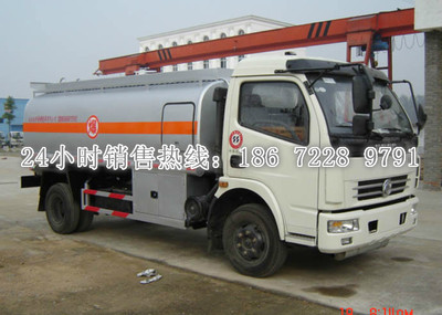 南昌市東風(fēng)多利卡5噸加油車廠家直銷 廈工楚勝報價、高清圖及細(xì)節(jié)解析